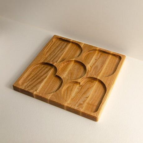 Platou servire compartimentat din lemn model Inima /Floare , 25 cm