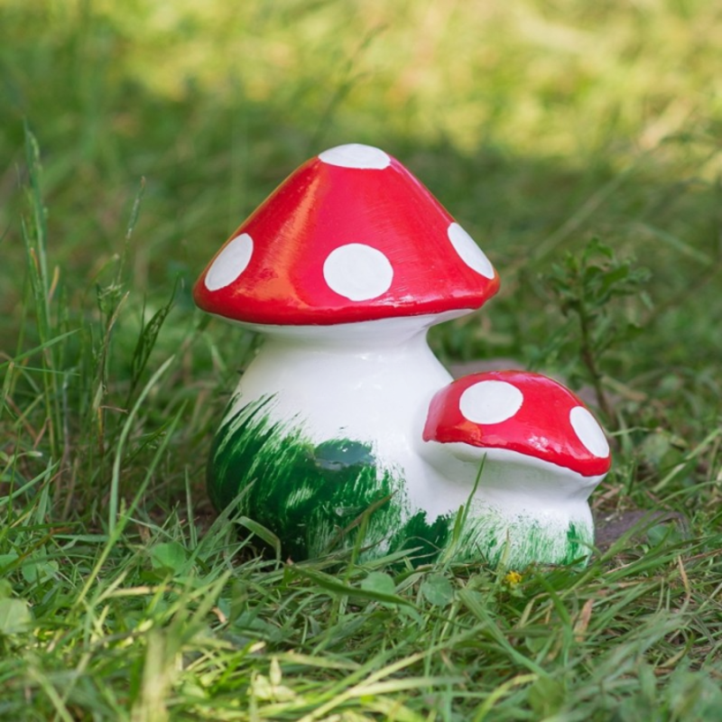 Ciuperca decorativa pentru gradina, din ceramica, 16 cm